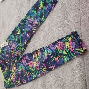 NWT Inspired Hearts Sports leggings